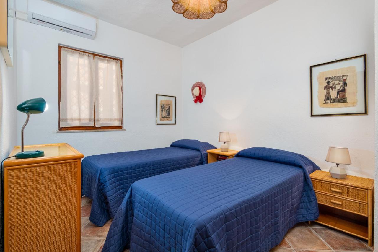 Holiday House Li Piri San Teodoro  Bagian luar foto