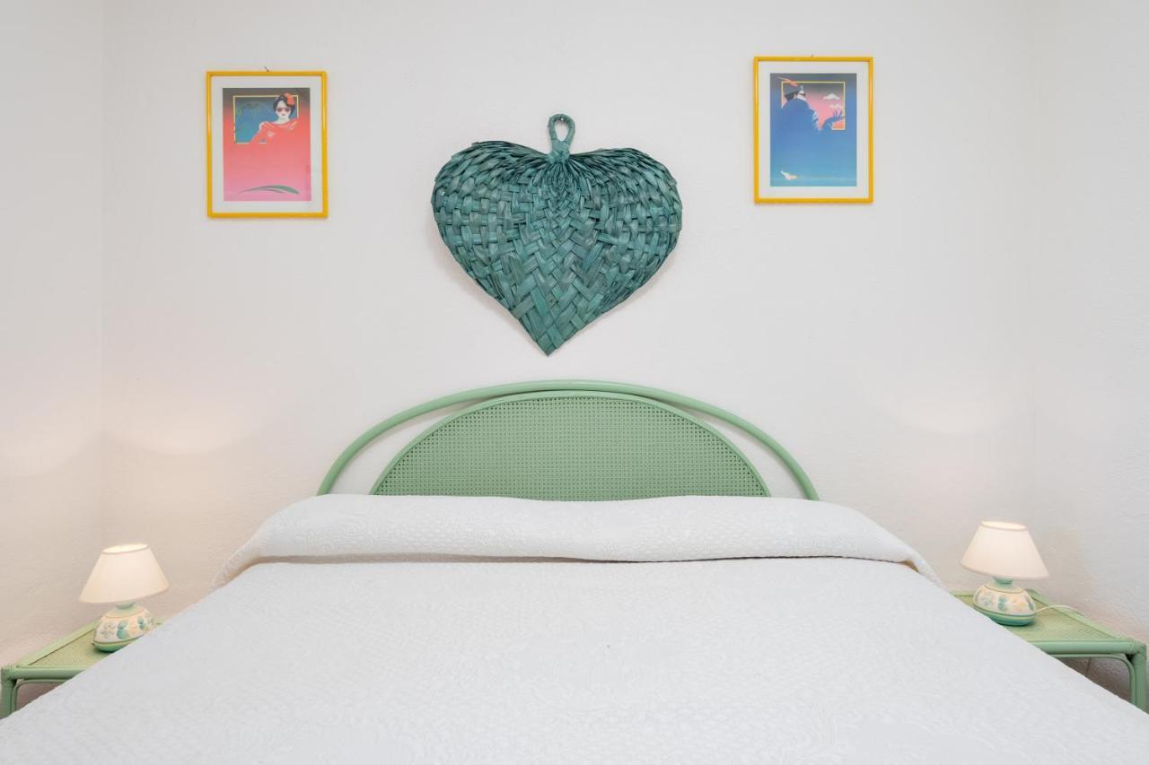 Holiday House Li Piri San Teodoro  Bagian luar foto